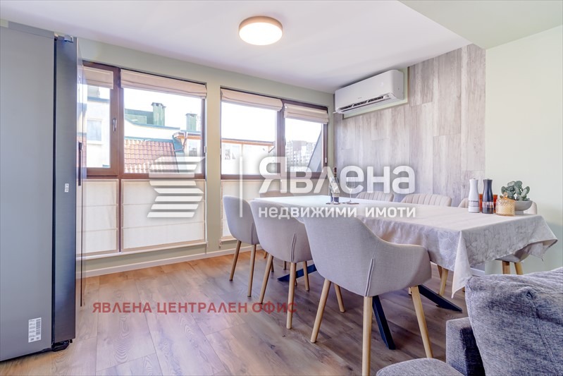 Продава 4-СТАЕН, гр. София, Център, снимка 2 - Апартаменти - 56187156