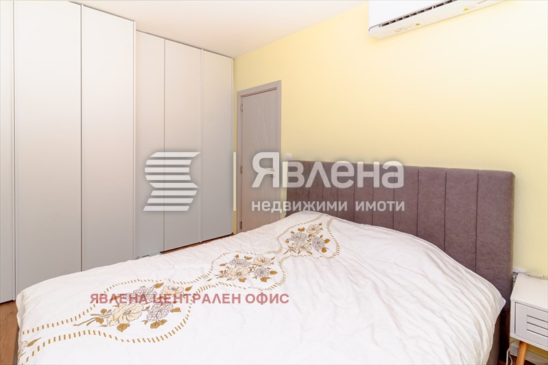 Продава 4-СТАЕН, гр. София, Център, снимка 7 - Апартаменти - 56187156
