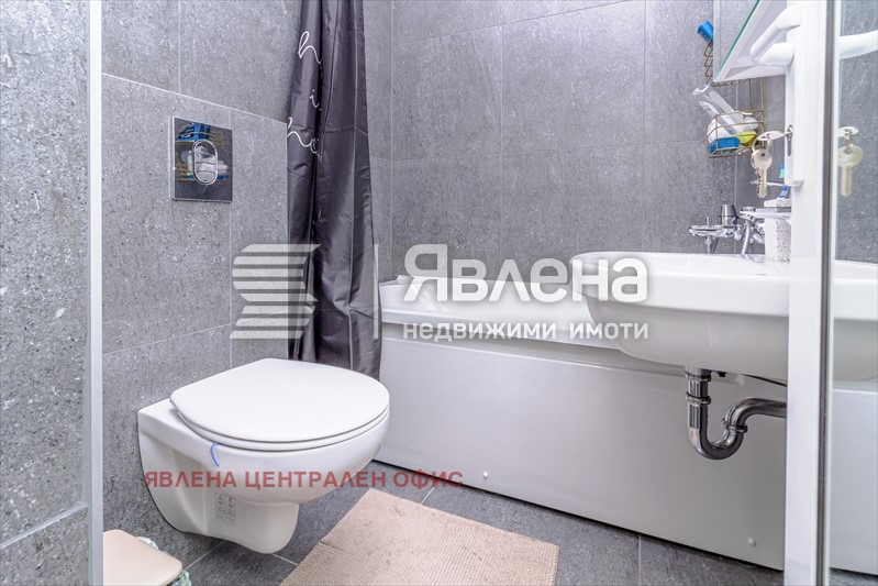 Продава 4-СТАЕН, гр. София, Център, снимка 13 - Апартаменти - 56187156