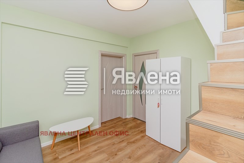 Продава 4-СТАЕН, гр. София, Център, снимка 10 - Апартаменти - 56187156