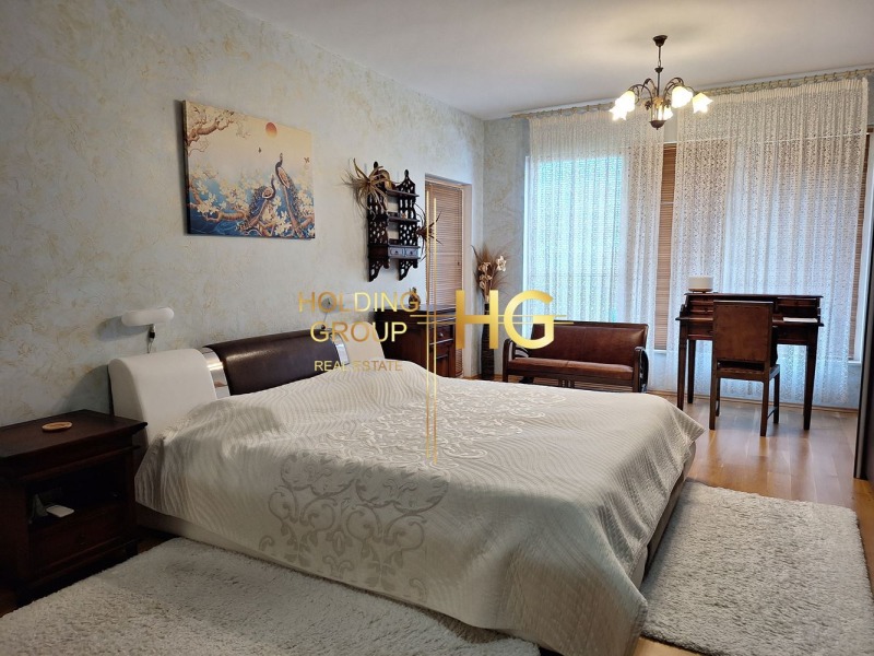 На продаж  3+ кімнати Варна , к.к. Св.Св. Константин и Елена , 216 кв.м | 56092457 - зображення [12]