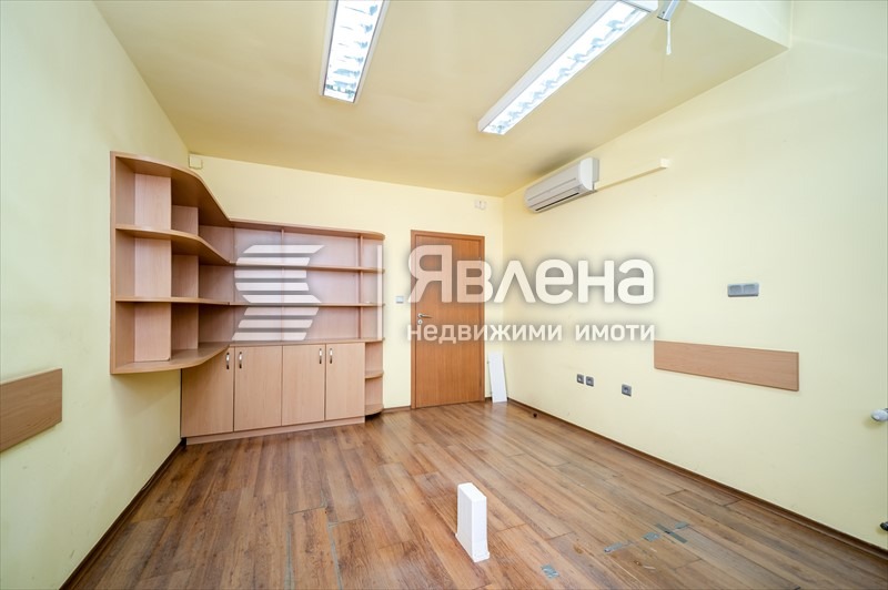 En venta  Oficina Sofia , Borovo , 140 metros cuadrados | 26701652 - imagen [10]