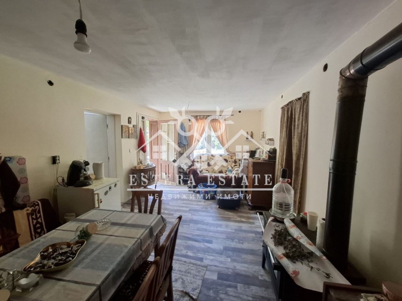 Продава  Къща област Шумен , с. Лозево , 120 кв.м | 88704781 - изображение [3]