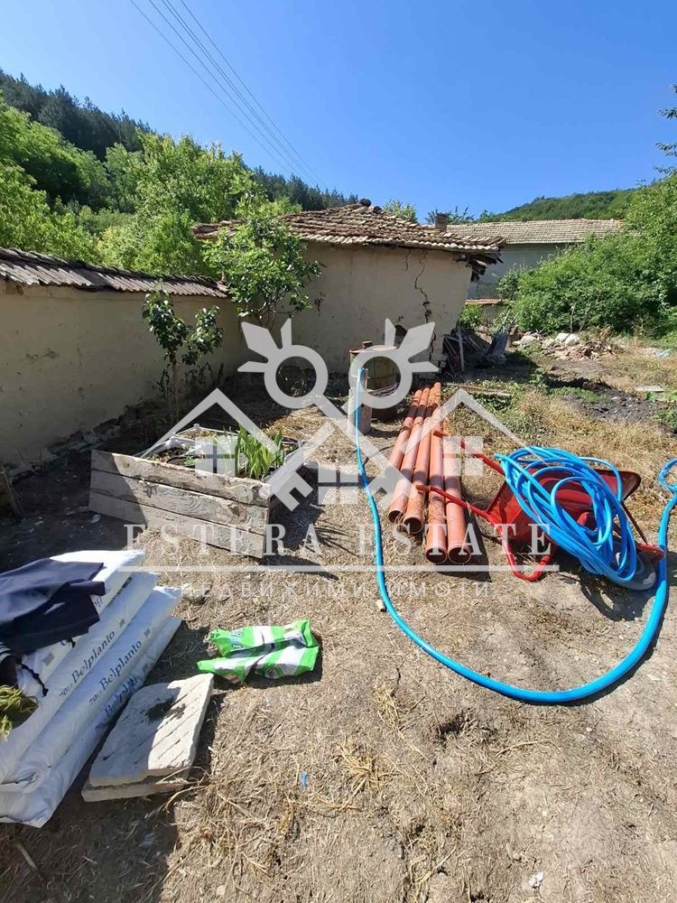 Продава  Къща област Шумен , с. Лозево , 120 кв.м | 88704781 - изображение [6]