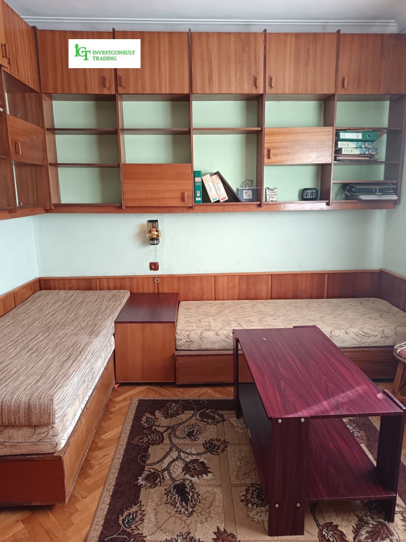 Продава 3-СТАЕН в град София, Център - 83 кв.м / 255 000 € » 498 736.65 лв., ИНВЕСТКОНСУЛТ ТРЕЙДИНГ /ОАНИТ/