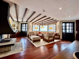 МНОГОСТАЕН, 300 m2