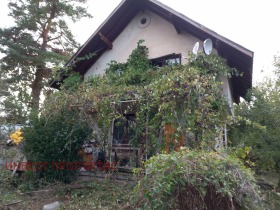 Продажба на имоти в гр. Годеч, област София — страница 2 - изображение 8 