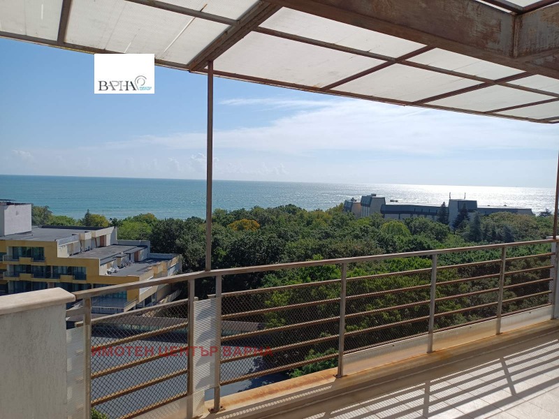 En venta  1 dormitorio Varna , k.k. Zlatni pyasatsi , 82 metros cuadrados | 70102924