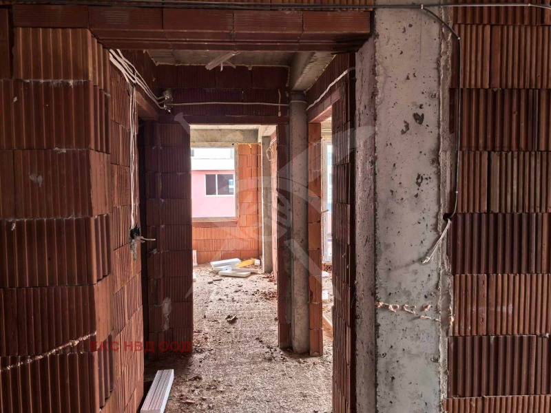 Продава 2-СТАЕН, гр. Пловдив, Остромила, снимка 5 - Апартаменти - 52667377