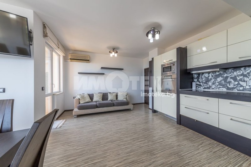 In vendita  2 camere da letto Varna , m-t Dolna Traka , 104 mq | 42587921 - Immagine [3]