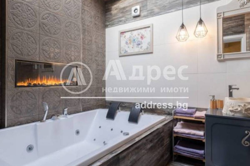 Продава  Многостаен град София , Център , 100 кв.м | 78584811