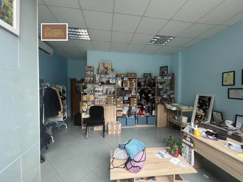 Продава  Магазин град София , Център , 50 кв.м | 65303525 - изображение [2]