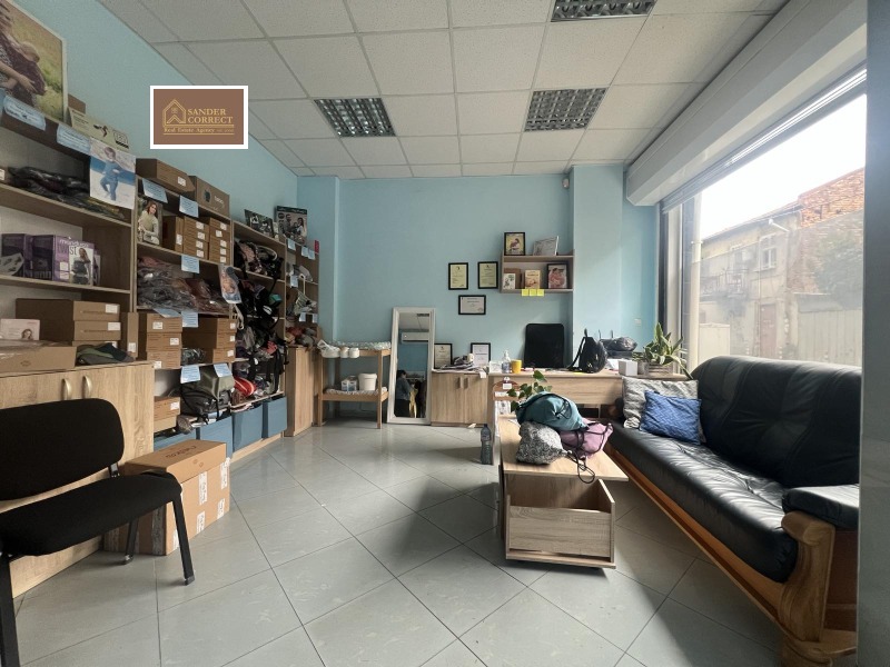 Продава  Магазин град София , Център , 50 кв.м | 65303525