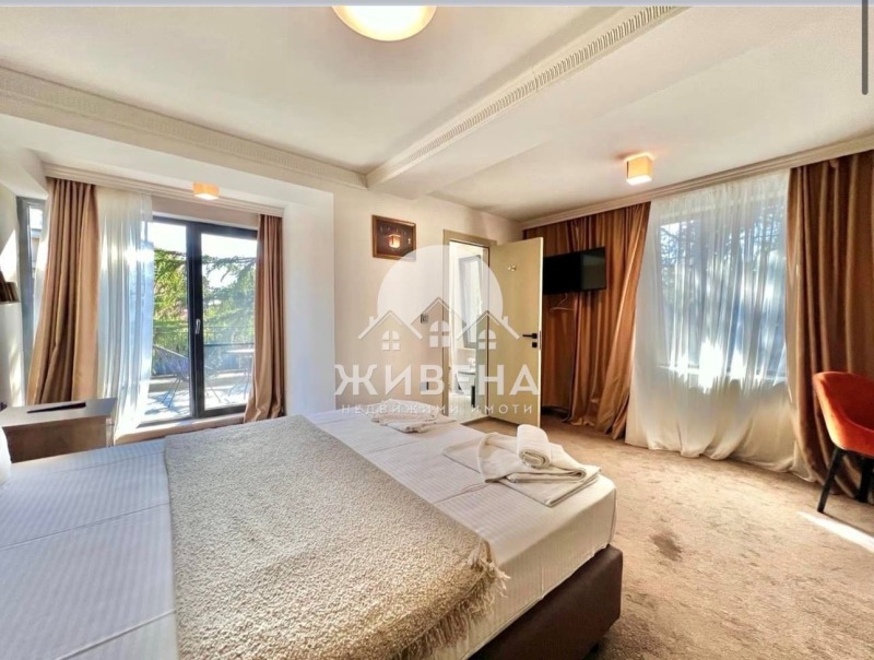 Продава ХОТЕЛ, гр. Варна, к.к. Св.Св. Константин и Елена, снимка 15 - Хотели - 52167130