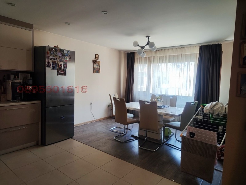 Продава МНОГОСТАЕН в град Ямбол, Център - 131 кв.м / 225 000 € » 440 061.75 лв.