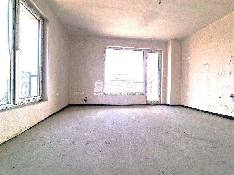 Till salu  2 sovrum Plovdiv , Karsjijaka , 93 kvm | 66290683