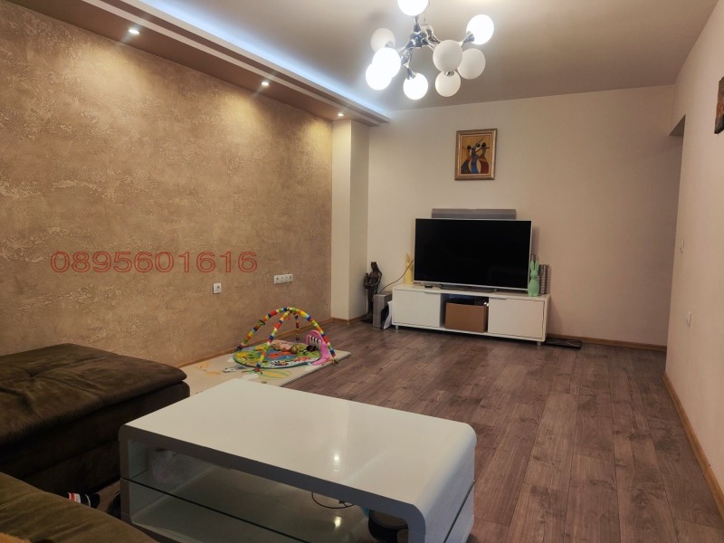 Продава 3-СТАЕН, гр. Ямбол, Център, снимка 3 - Апартаменти - 52779262