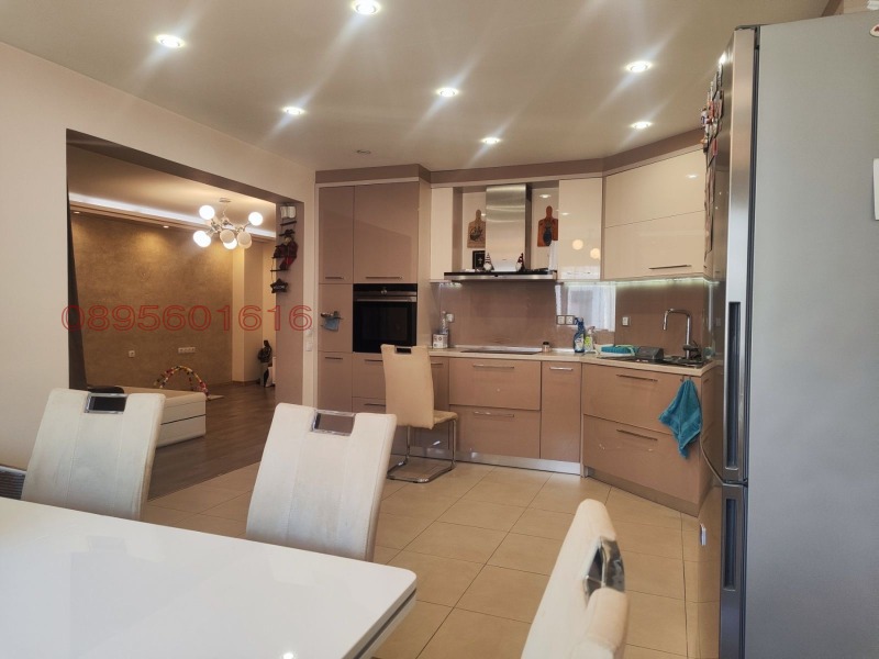 Продава 3-СТАЕН, гр. Ямбол, Център, снимка 4 - Апартаменти - 52779262