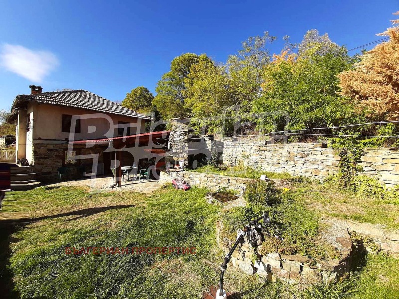 Продава КЪЩА в област Габрово, гр. Трявна - 130 кв.м / 70 000 € » 136 908.10 лв., БЪЛГЕРИАН ПРОПЕРТИС