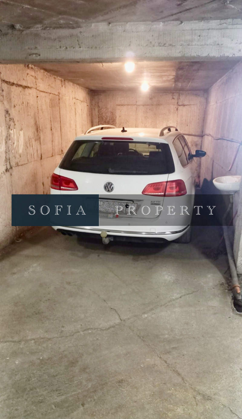 En venta  Cochera Sofia , Tsentar , 15 metros cuadrados | 15842602