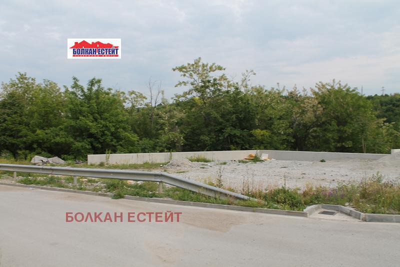 Продава  Парцел, град Велико Търново, Промишлена зона - Запад •  177 000 EUR • ID 38760297 — holmes.bg - [1] 