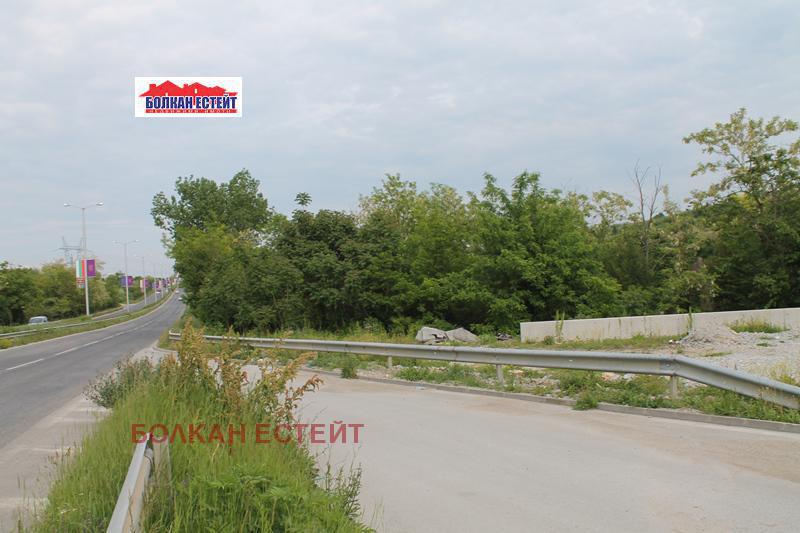 Продава  Парцел град Велико Търново , Промишлена зона - Запад , 5900 кв.м | 27107402 - изображение [7]