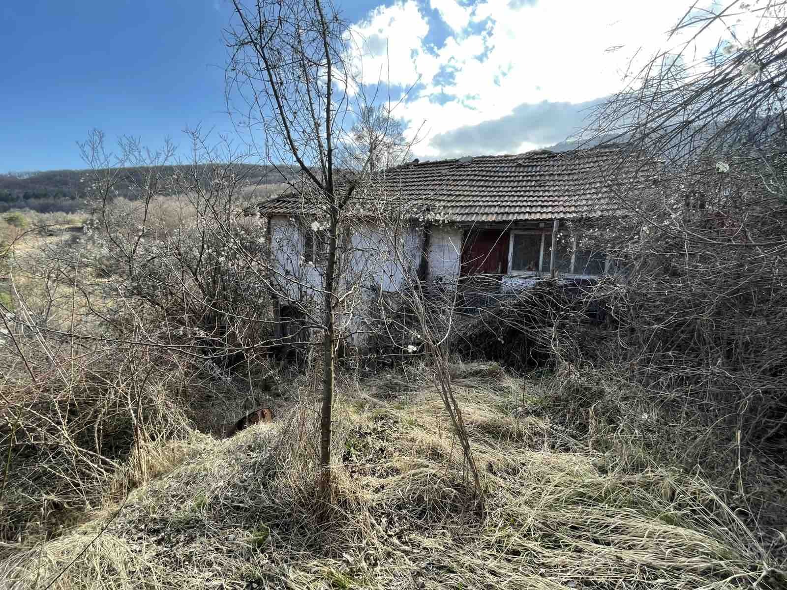 Продава ПАРЦЕЛ, с. Душинци, област Перник, снимка 6 - Парцели - 53859377