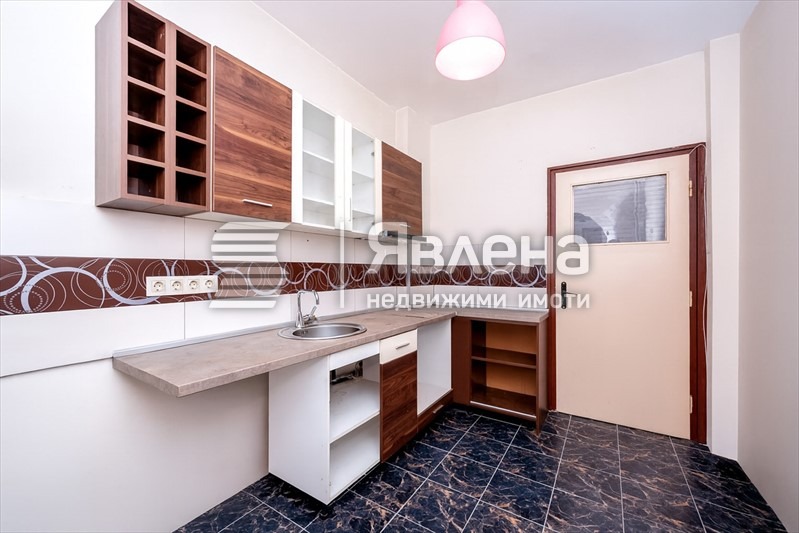 Продава 3-СТАЕН, гр. София, Център, снимка 8 - Апартаменти - 55083032