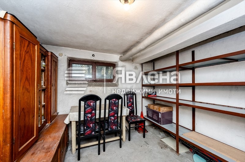 Продава 3-СТАЕН, гр. София, Център, снимка 13 - Апартаменти - 55083032