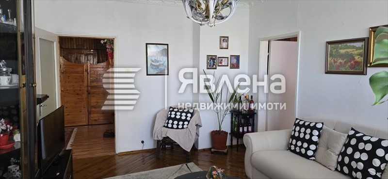 Продава 3-СТАЕН, гр. Радомир, област Перник, снимка 4 - Апартаменти - 55996274