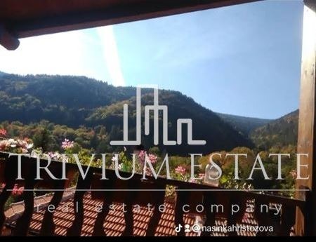 Продава КЪЩА, с. Орехово, област Смолян, снимка 2 - Къщи - 53496329