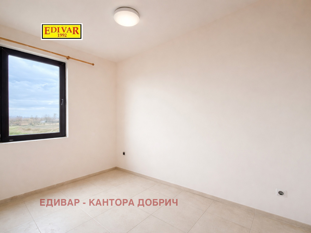 Продава КЪЩА, с. Полковник Свещарово, област Добрич, снимка 6 - Къщи - 53969524