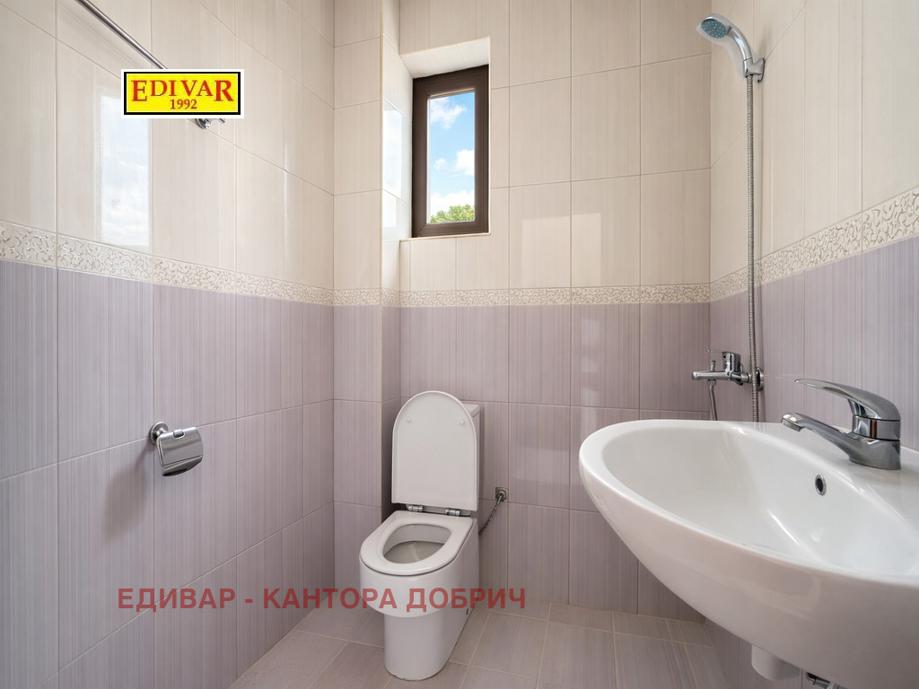 Продава КЪЩА, с. Полковник Свещарово, област Добрич, снимка 8 - Къщи - 53969524