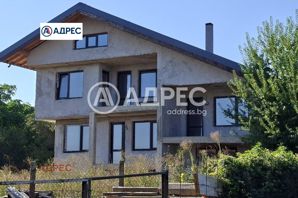 Продава КЪЩА, с. Слънчево, област Варна