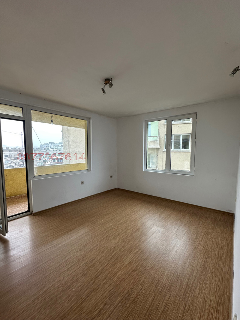 Продава 3-СТАЕН, гр. Хасково, Център, снимка 6 - Апартаменти - 53423510