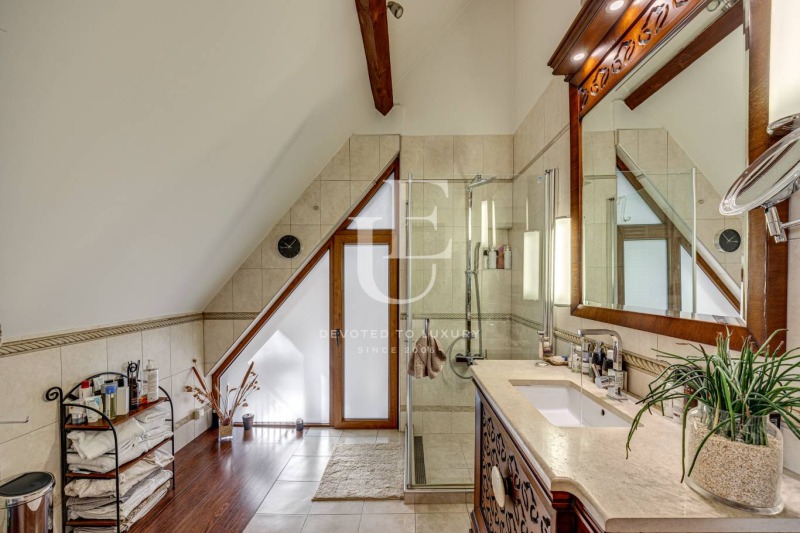 Продава КЪЩА, гр. София, м-т Камбаните, снимка 7 - Къщи - 52564199