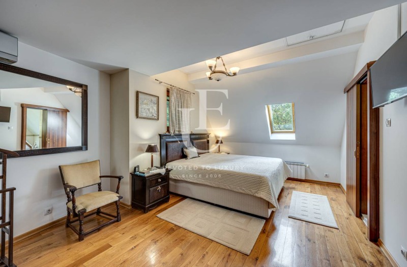 Продава КЪЩА, гр. София, м-т Камбаните, снимка 6 - Къщи - 52564199