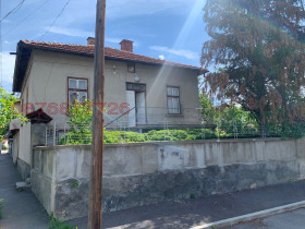 House Ihtiman, region Sofia 1