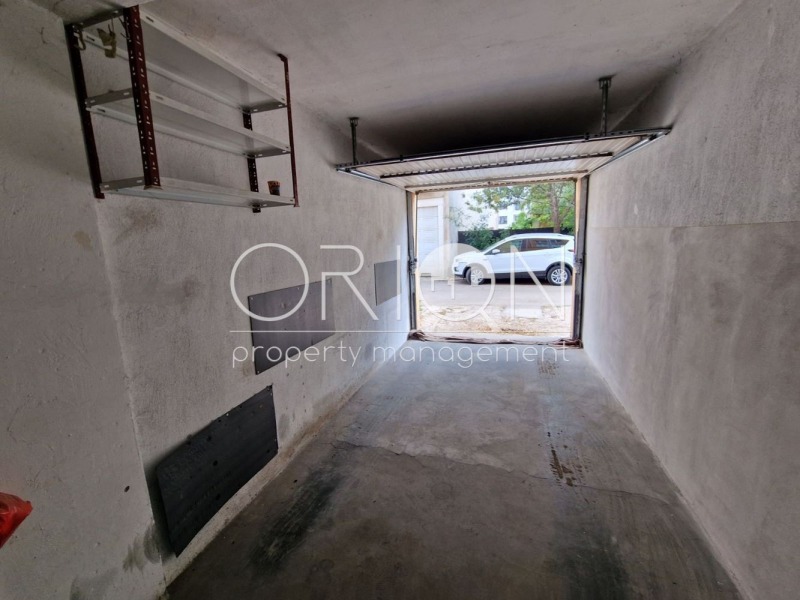 Продава ГАРАЖ, ПАРКОМЯСТО, гр. София, Оборище