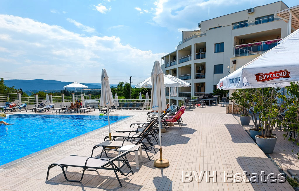Продава 3-СТАЕН, гр. Бяла, област Варна, снимка 16 - Апартаменти - 54053498