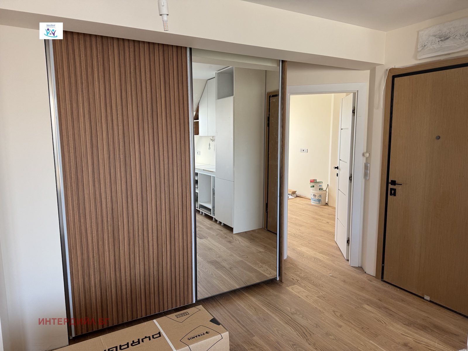 Продава 3-СТАЕН, гр. София, Център, снимка 3 - Апартаменти - 56561665