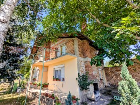 Huis Bozduganovo, regio Stara Zagora