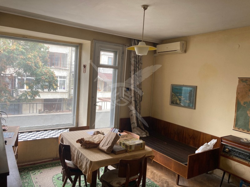 Продава  3-стаен град Бургас , Център , 88 кв.м | 92887446 - изображение [4]