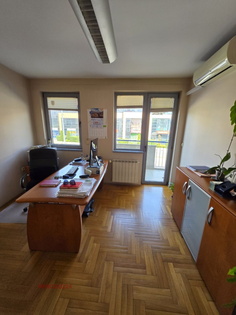 Продава  4-стаен град София , Лозенец , 135 кв.м | 16430451 - изображение [2]