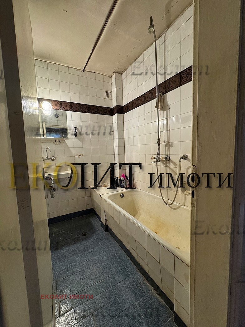 Продава МНОГОСТАЕН, гр. Монтана, Идеален център, снимка 6 - Апартаменти - 53427418