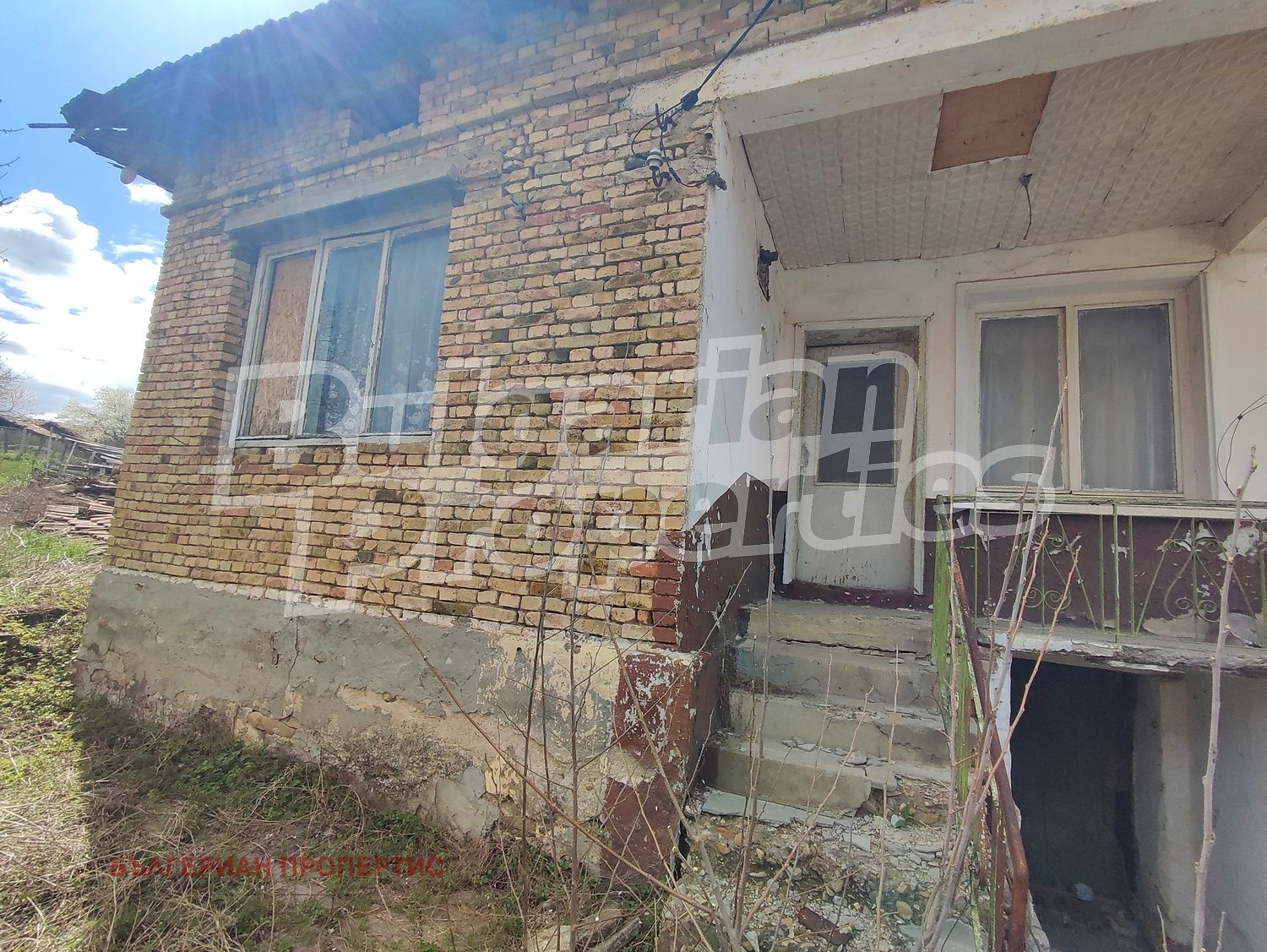 Продава КЪЩА, гр. Велики Преслав, област Шумен, снимка 3 - Къщи - 54105084