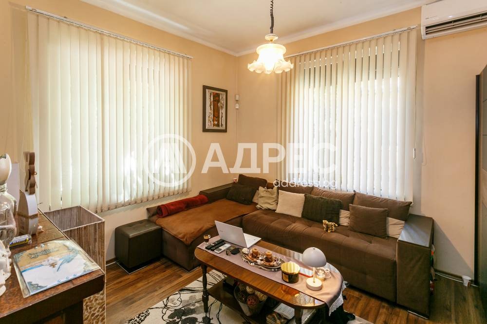 Продава КЪЩА, гр. София, Център, снимка 3 - Къщи - 54934813