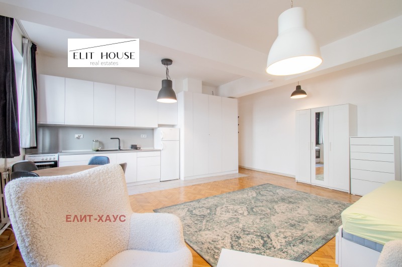 Myytävänä  Studio Sofia , Tsentar , 55 neliömetriä | 80864985 - kuva [6]