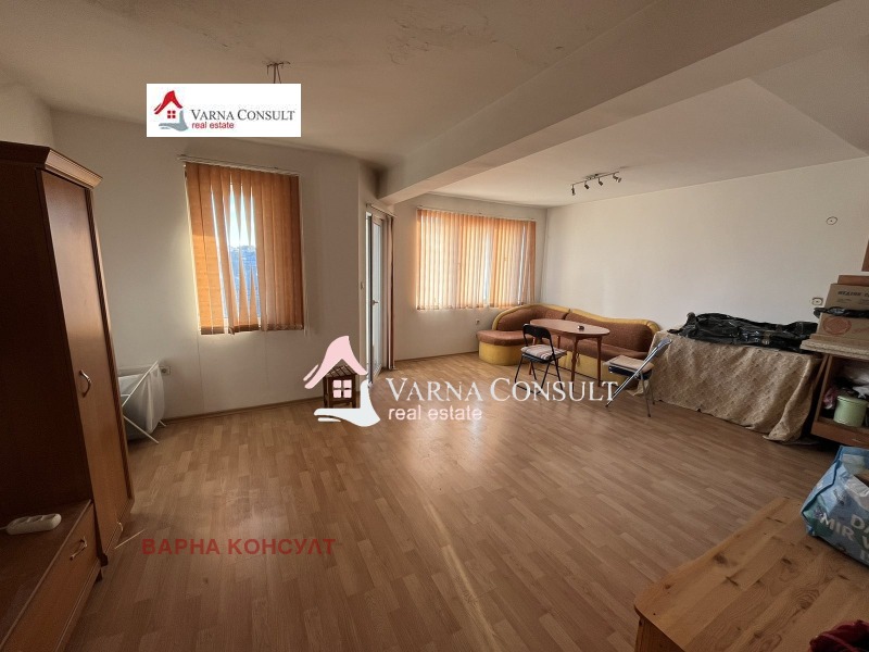 Продава 1-СТАЕН, град Варна, Лятно кино Тракия • 80000 € / 156466.40 лв. • 50545689 1