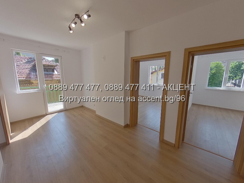 Продава  4-стаен град София , Център , 98 кв.м | 25658878